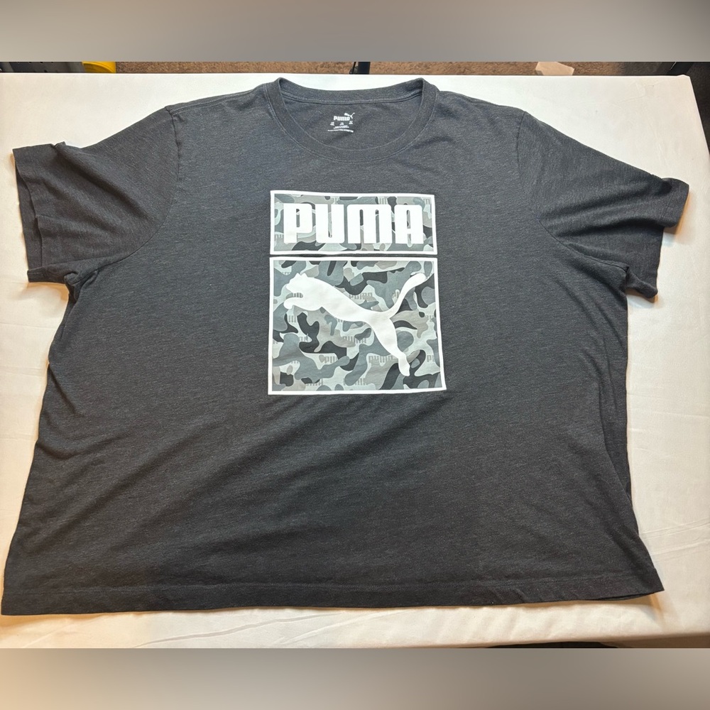 Puma Charcoal Gray Short-Sleeve Tee with Camo Logo Size 4XL